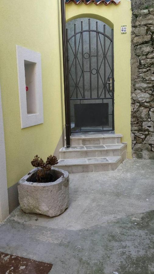 Appartement House Valun 42 Extérieur photo